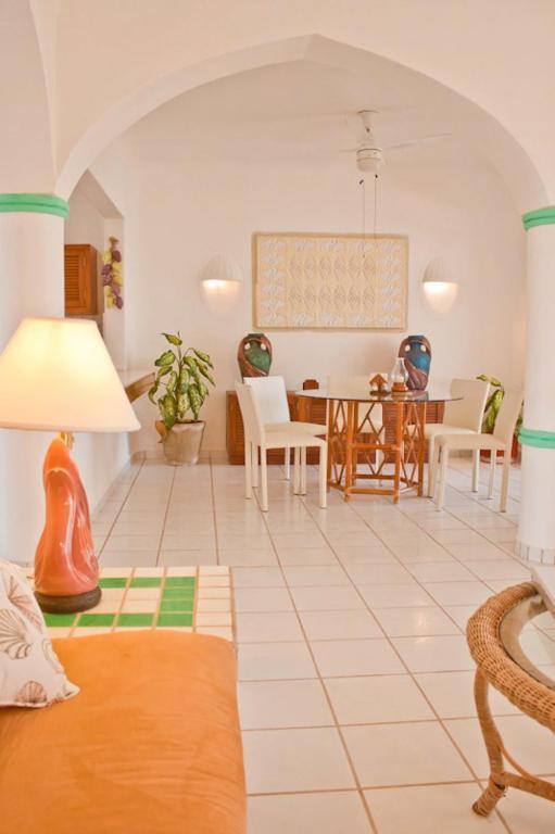 אקומל Villas Flamingo חדר תמונה