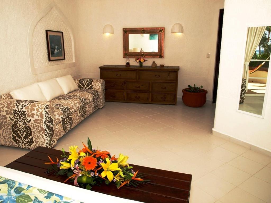 אקומל Villas Flamingo חדר תמונה
